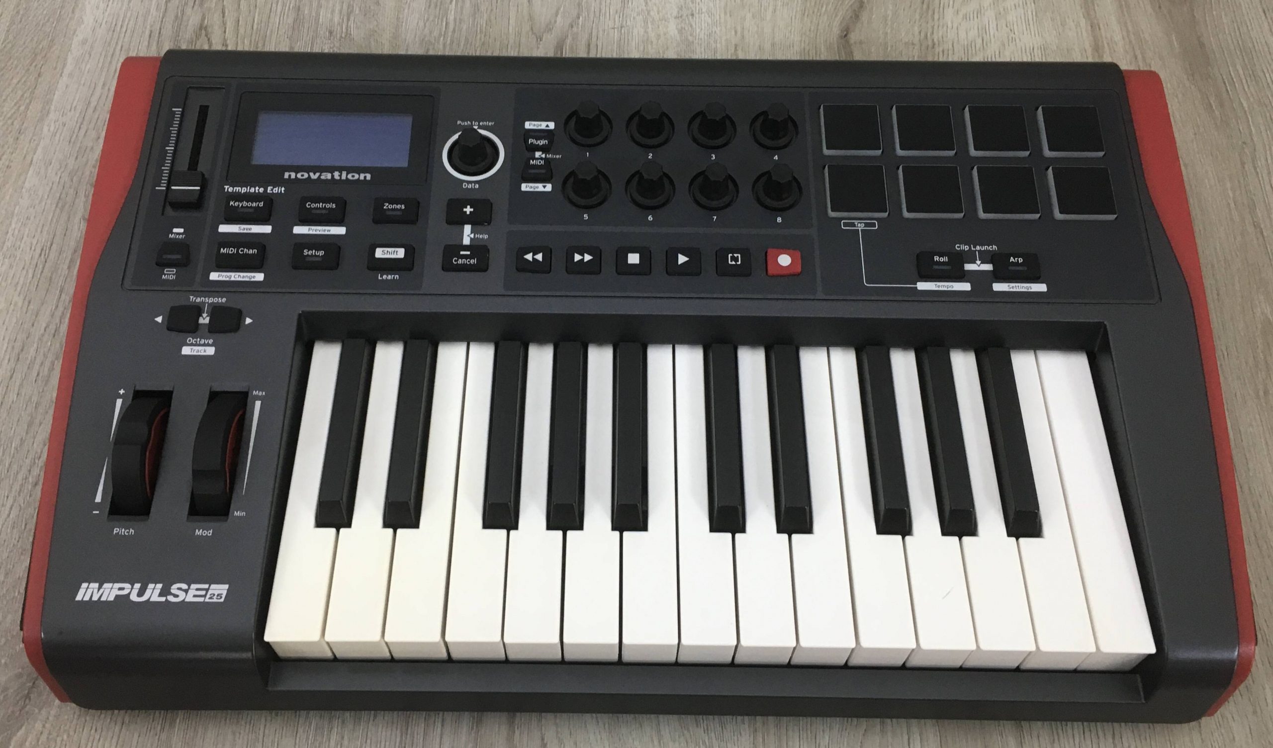 Novation Impulse 25