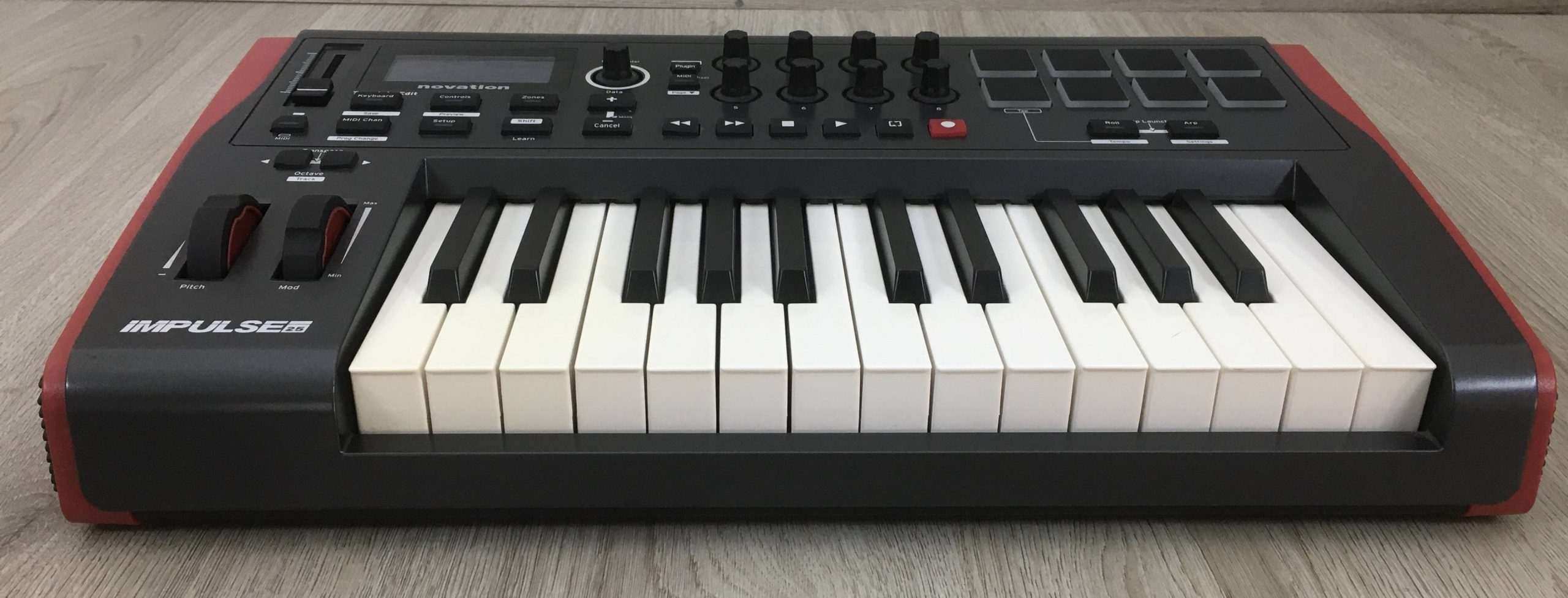 Novation Impulse 25 - immagine 2
