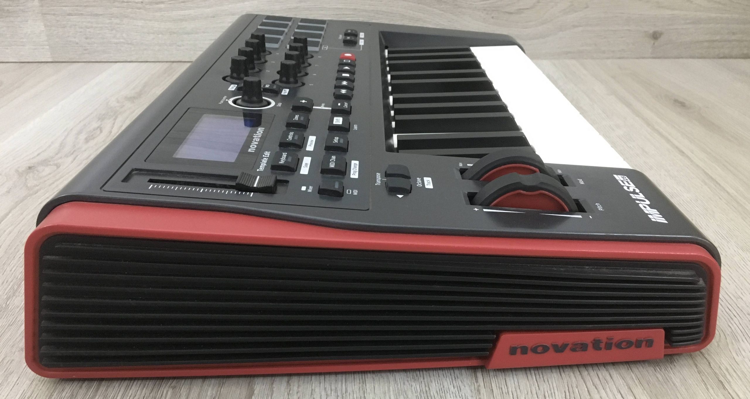 Novation Impulse 25 - immagine 3