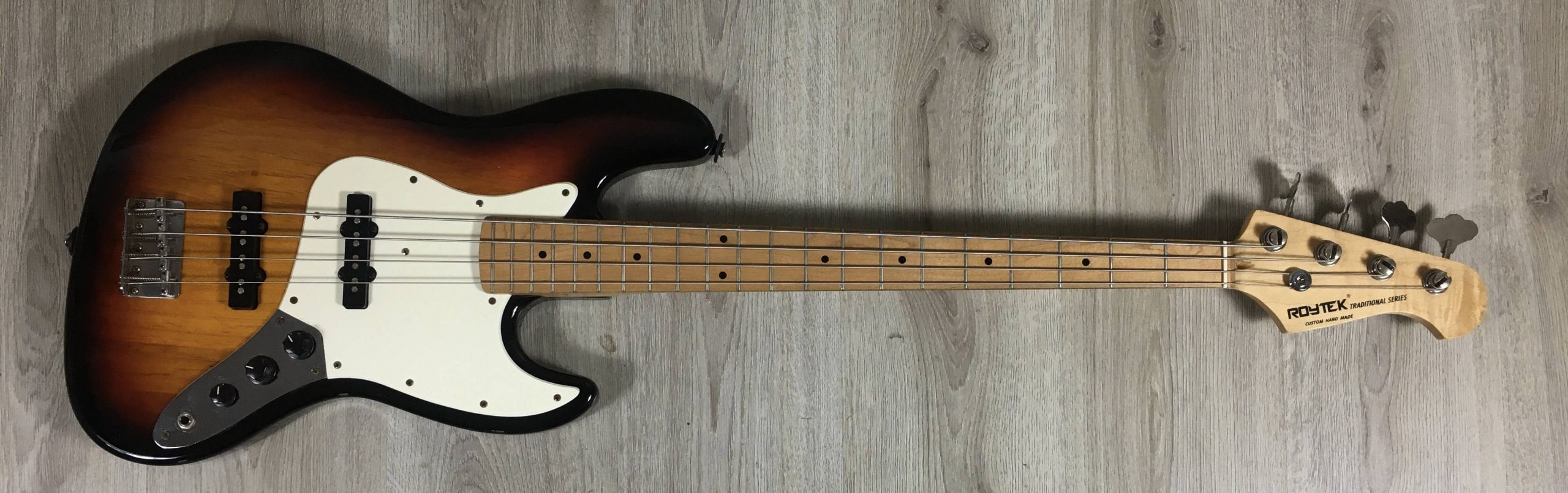 Roytek Traditional Custom Jazz Sunburst - immagine 2