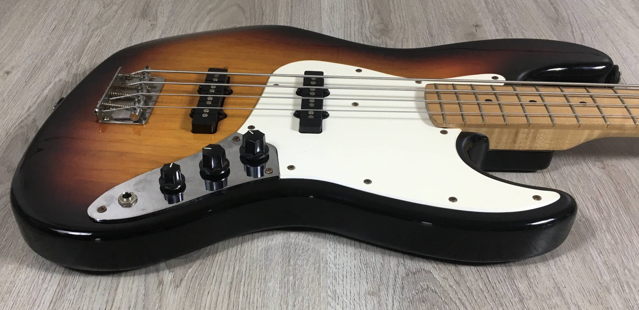 Roytek Traditional Custom Jazz Sunburst - immagine 3