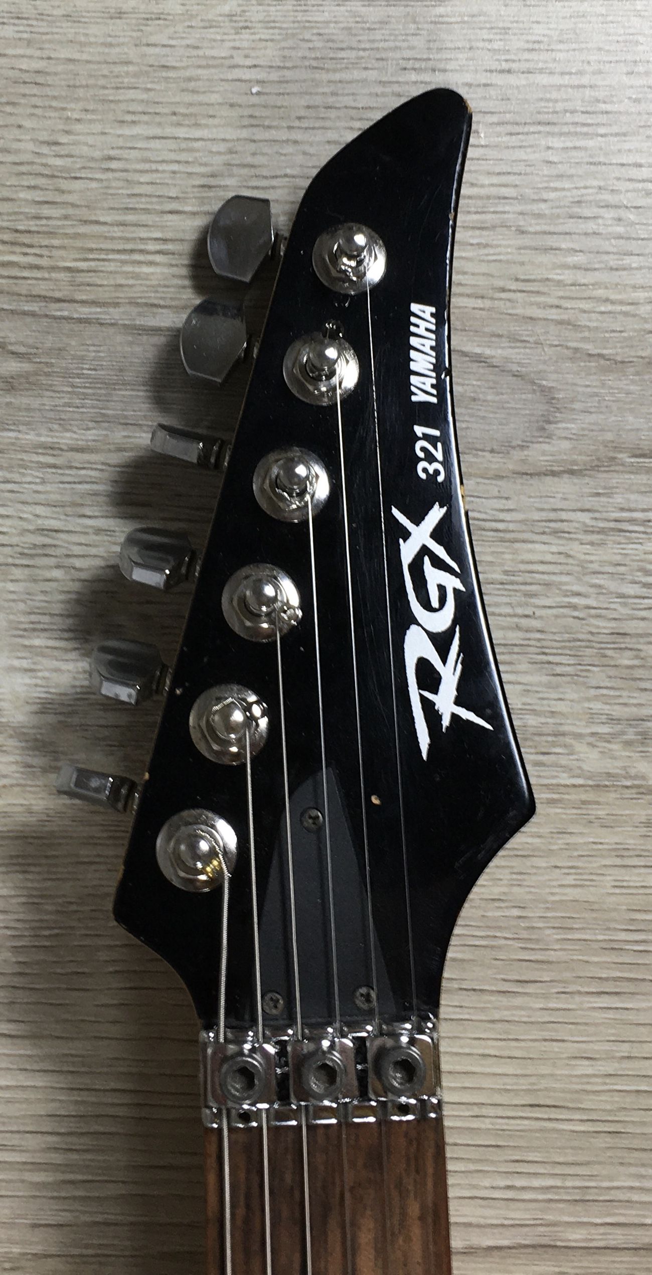 Yamaha RGX 321 - immagine 6