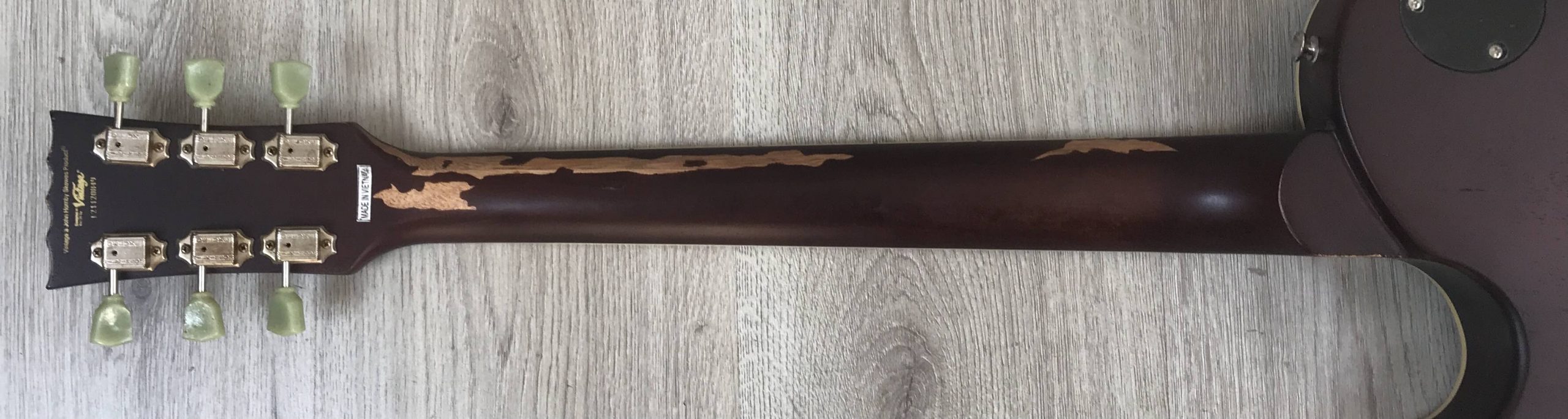 Vintage V100 Icon Distressed Tobacco Sunburst - immagine 9