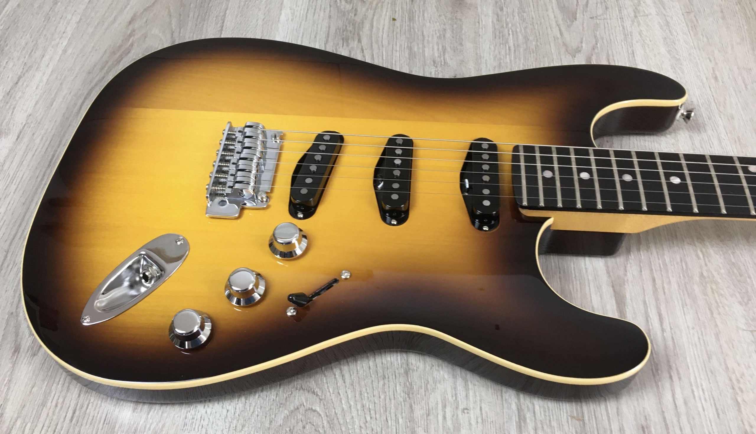 Fender Aerodyne Special Stratocaster RW Chocolate Burst - immagine 4