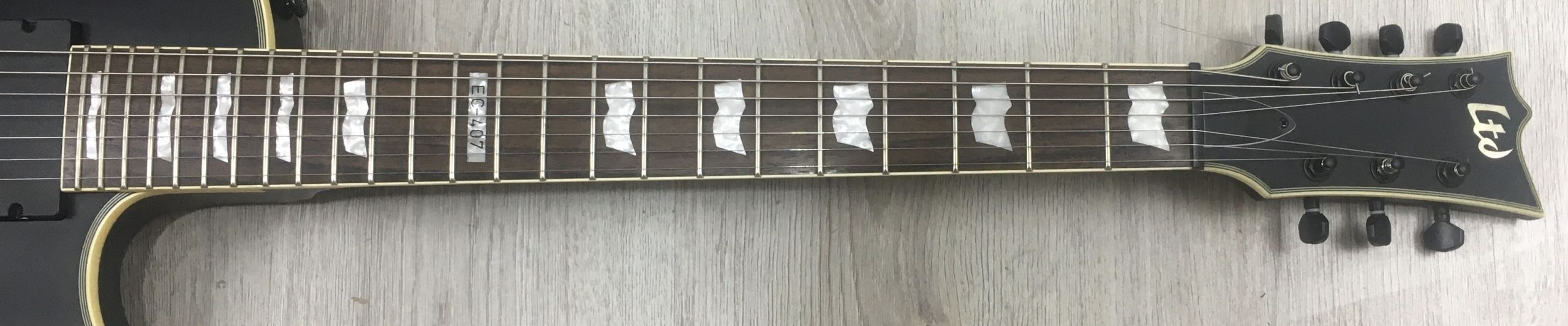 ESP Ltd EC-407 Black Satin - immagine 15