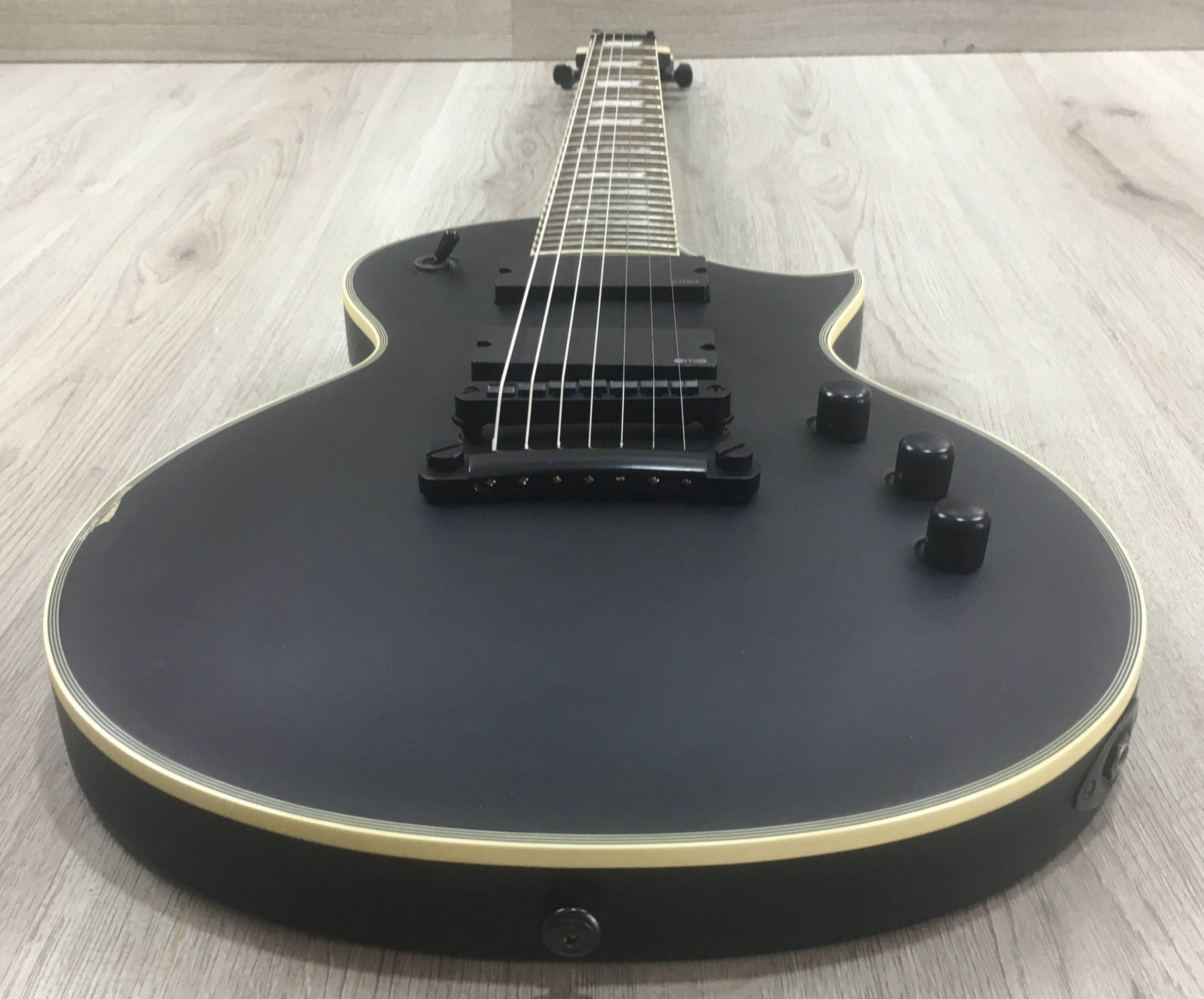 ESP Ltd EC-407 Black Satin - immagine 18