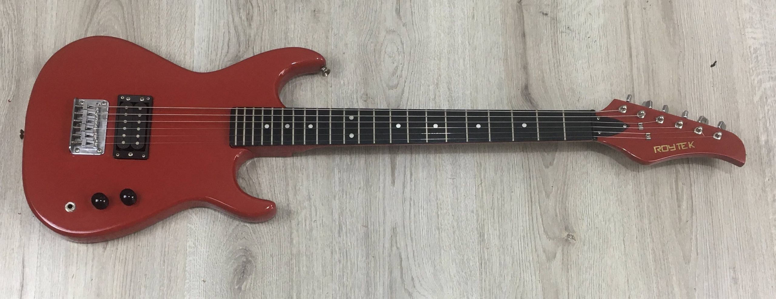 Roytek chitarra elettrica
