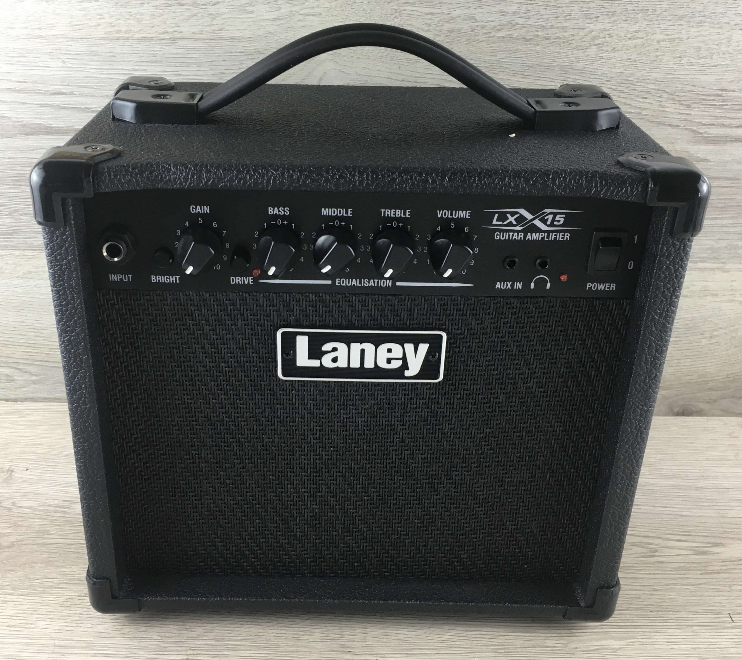 Laney LX 15