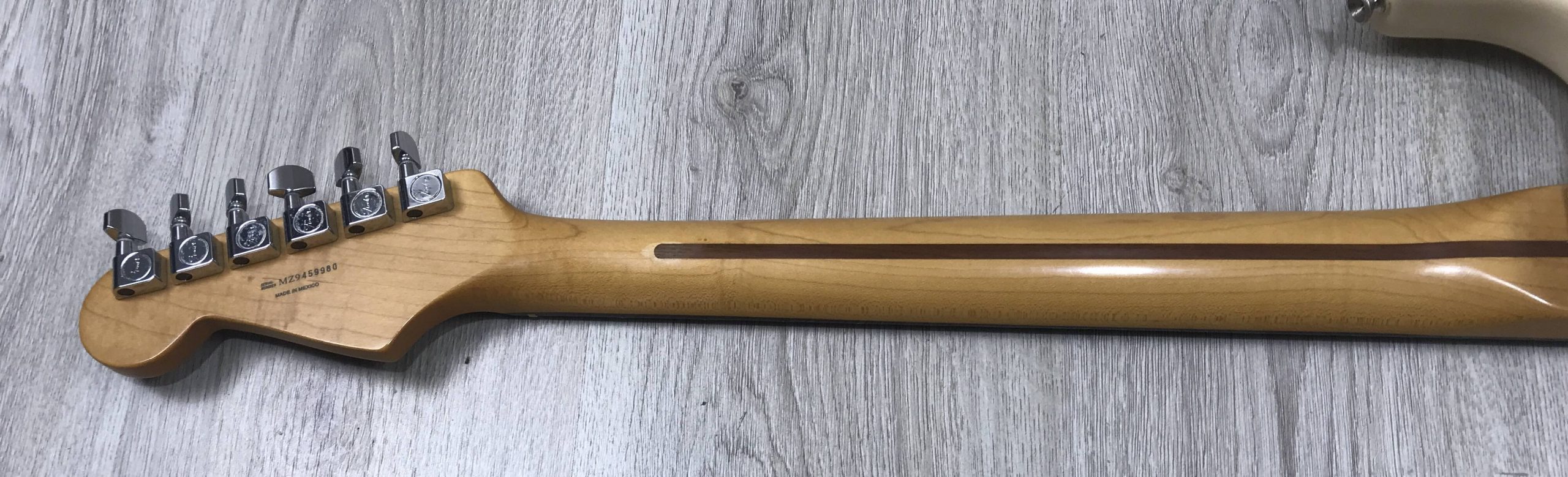 Fender Standard Stratocaster Seriale MZ9459980 - immagine 10