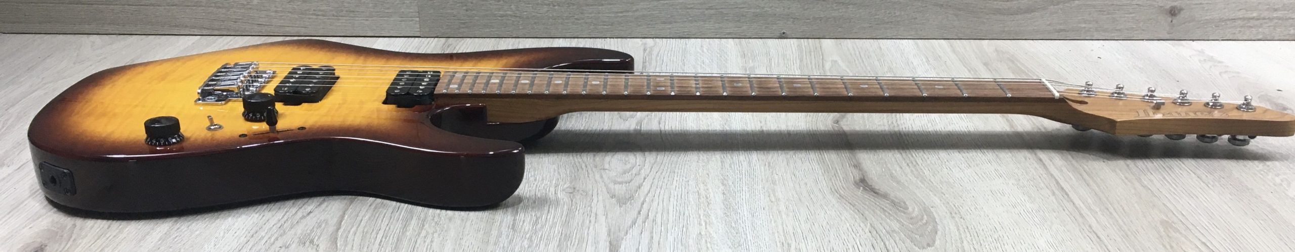 Ibanez AZ24S1F Violin Sunburst - immagine 2