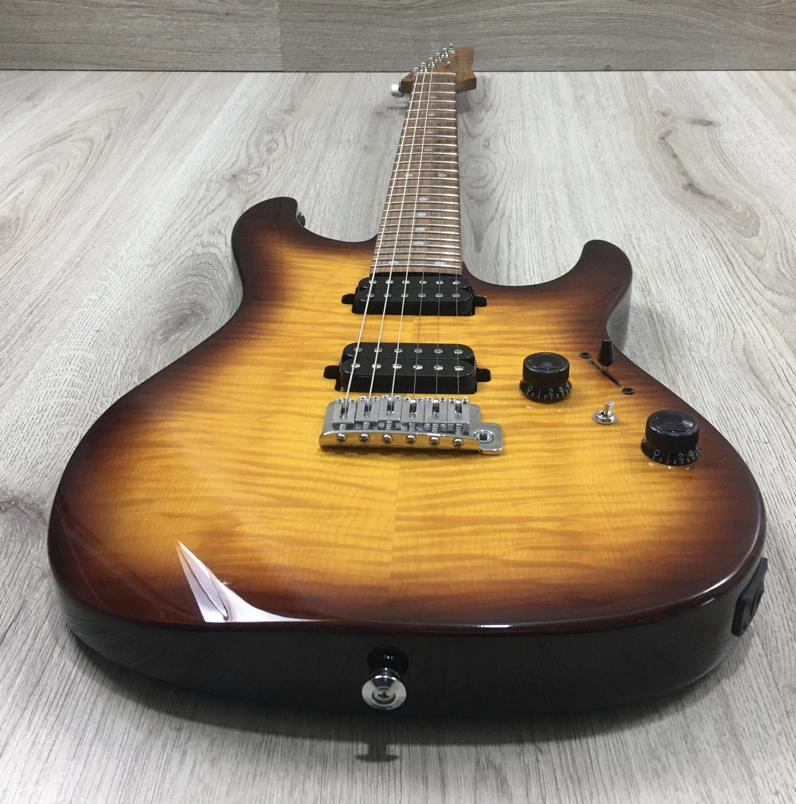 Ibanez AZ24S1F Violin Sunburst - immagine 4