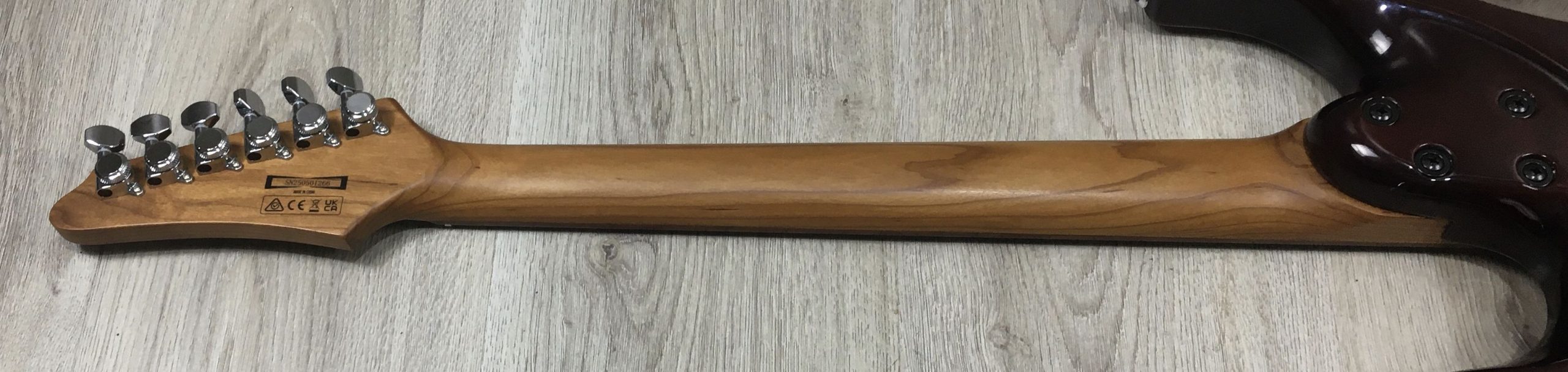 Ibanez AZ24S1F Violin Sunburst - immagine 13