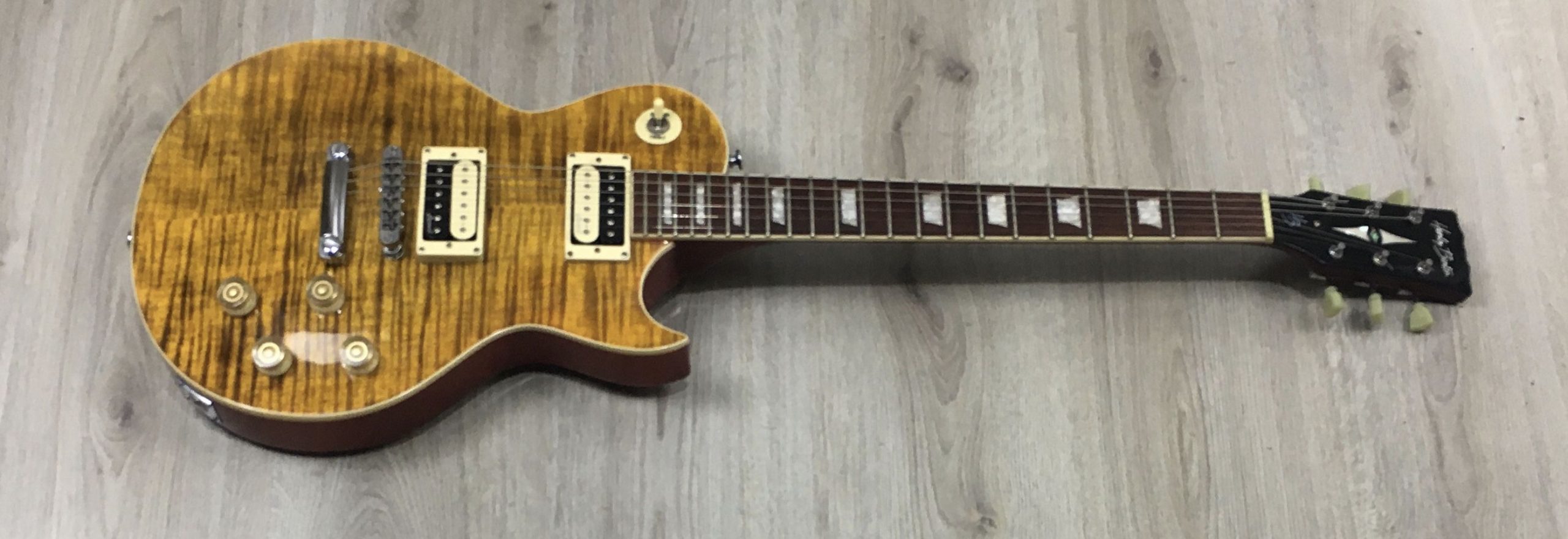 Harley Benton SC-550 Deluxe