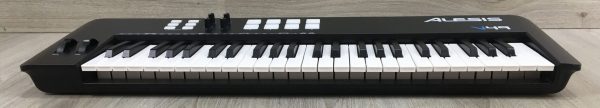 Alesis V49 MKII