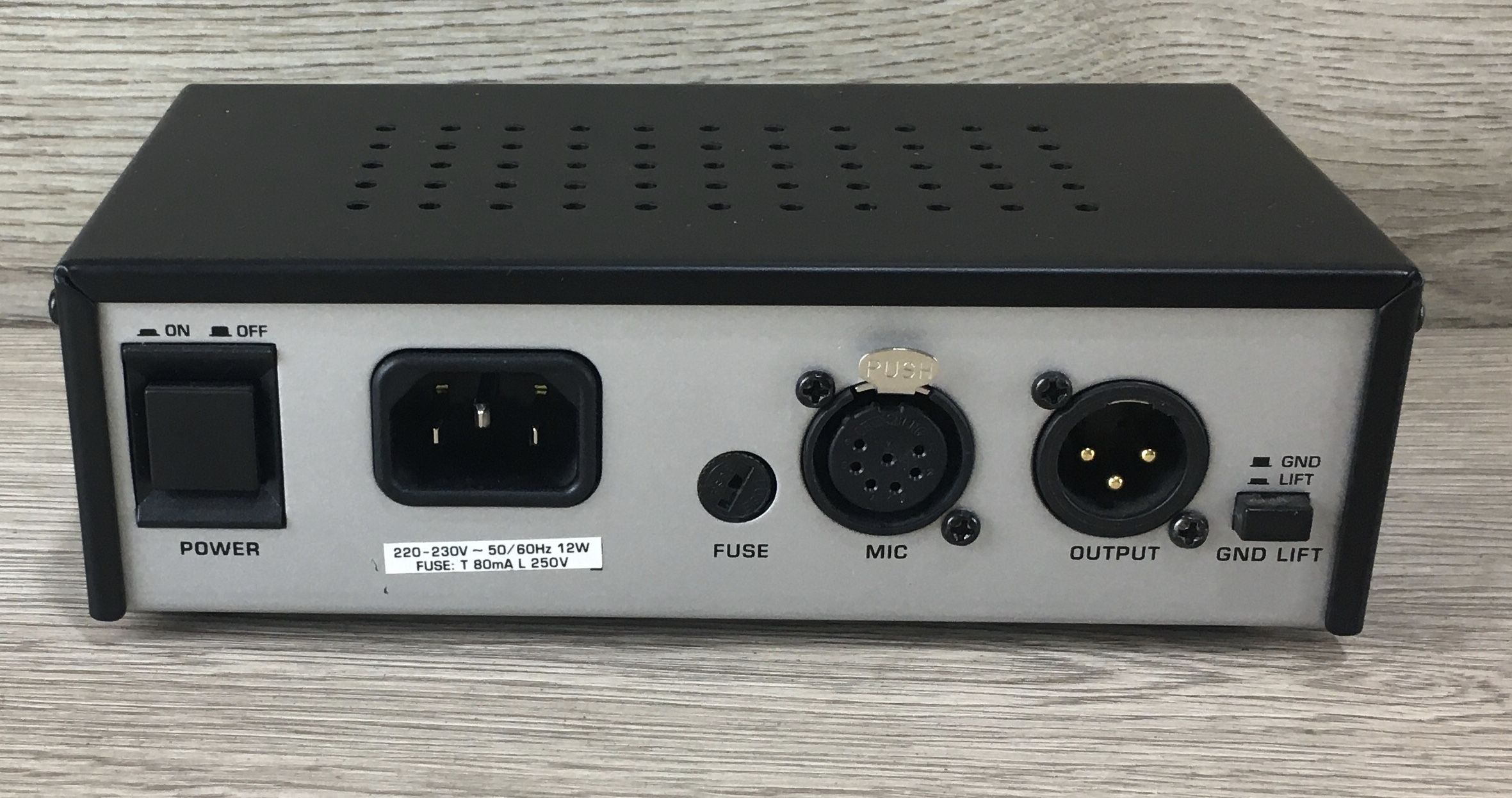 Behringer T47 Microfono Valvolare