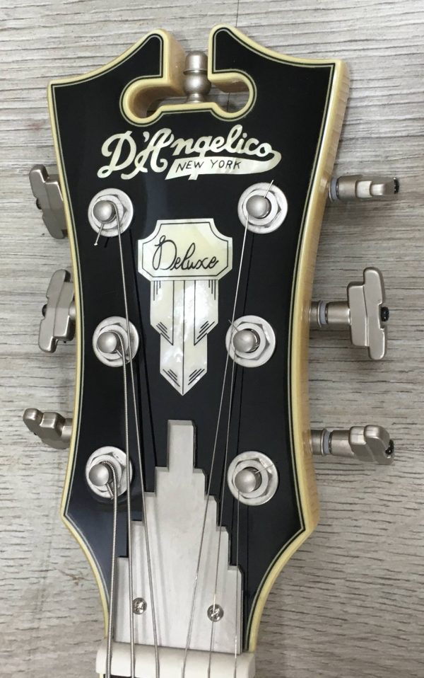 D'Angelico Atlantic Deluxe Limited Edition Rust