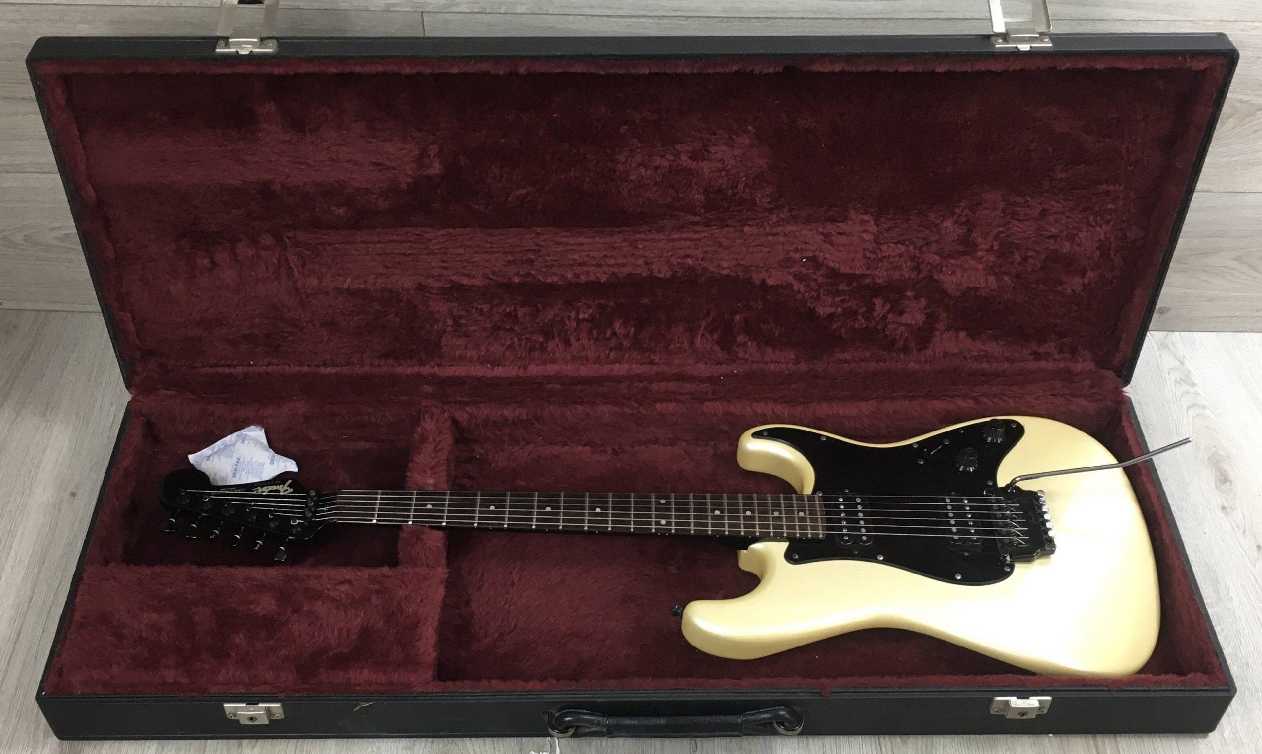 Fender Contemporary Stratocaster Japan 1984 1987