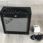 Fender Mustang I + Footswitch