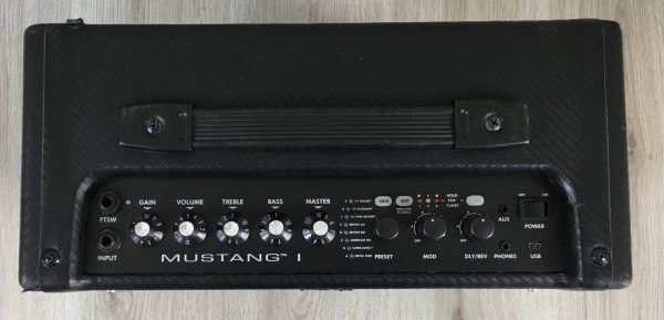 Fender Mustang I + Footswitch