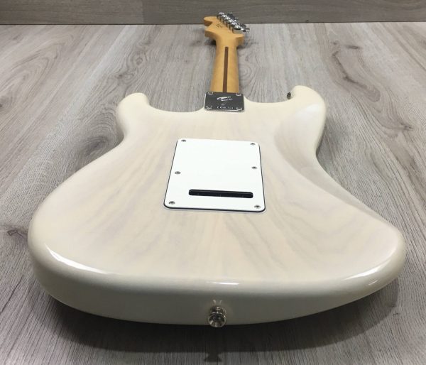 Fender Player II Stratocaster White Blonde