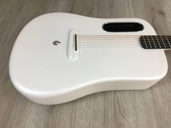 Lava me 4 carbon 38 white