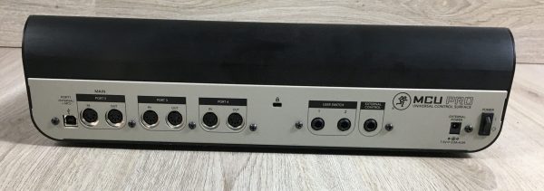 Mackie MCU Control Universal Pro