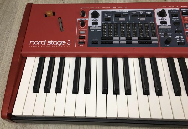 Nord Stage 3 HP 76