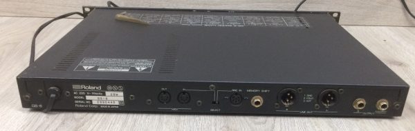Roland GS-6 Digital Guitar Sound System