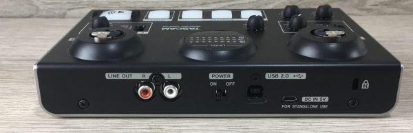 Tascam US-42B