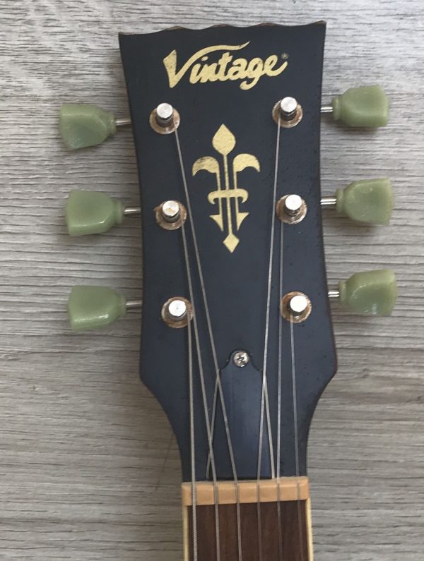 Vintage V100 Icon Distressed Tobacco Sunburst