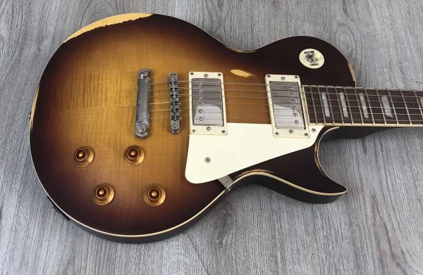 Vintage V100 Icon Distressed Tobacco Sunburst