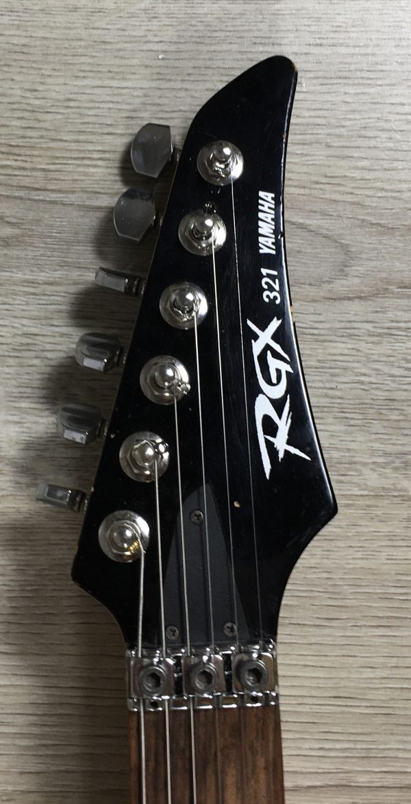 Yamaha RGX 321