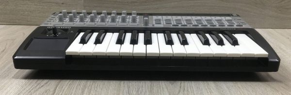 Novation Remote 25 SL