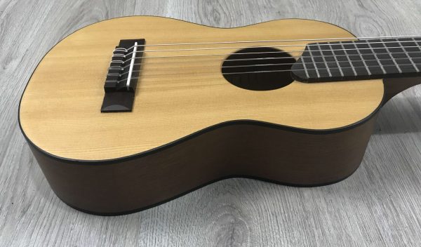 Yamaha GL1 Guitalele Natural