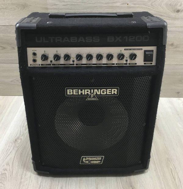 Behringer BX1200