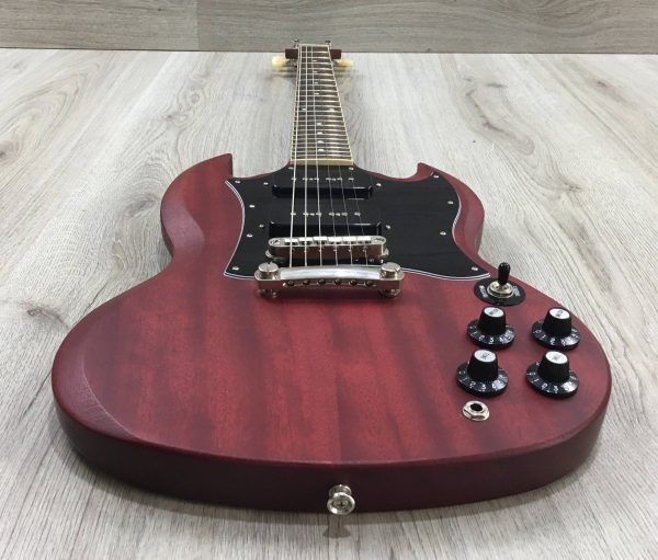 Epiphone SG Classic Worn P-90 Worn Cherry