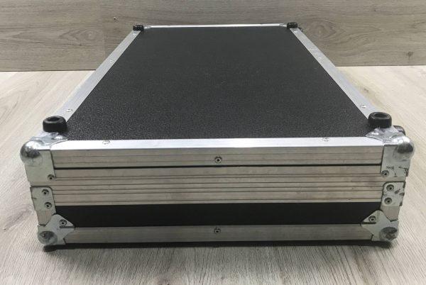 Flight Case porta pedali