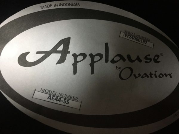 Ovation Applause Elite AE44 Mid Cutaway