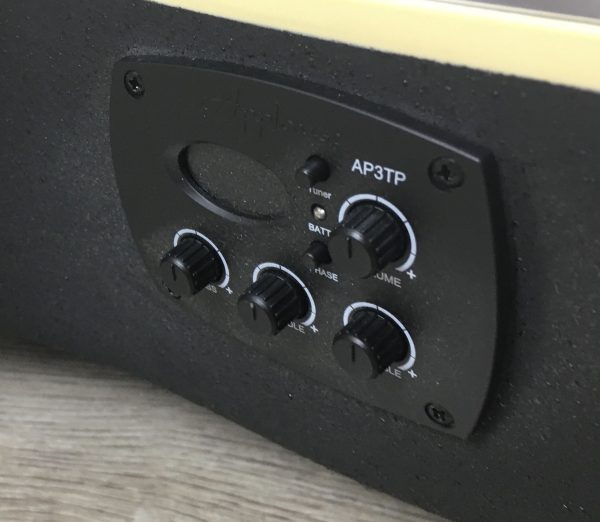 Ovation Applause Elite AE44 Mid Cutaway