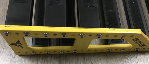 NUX Bumblebee NPB L Pedalboard + Custodia