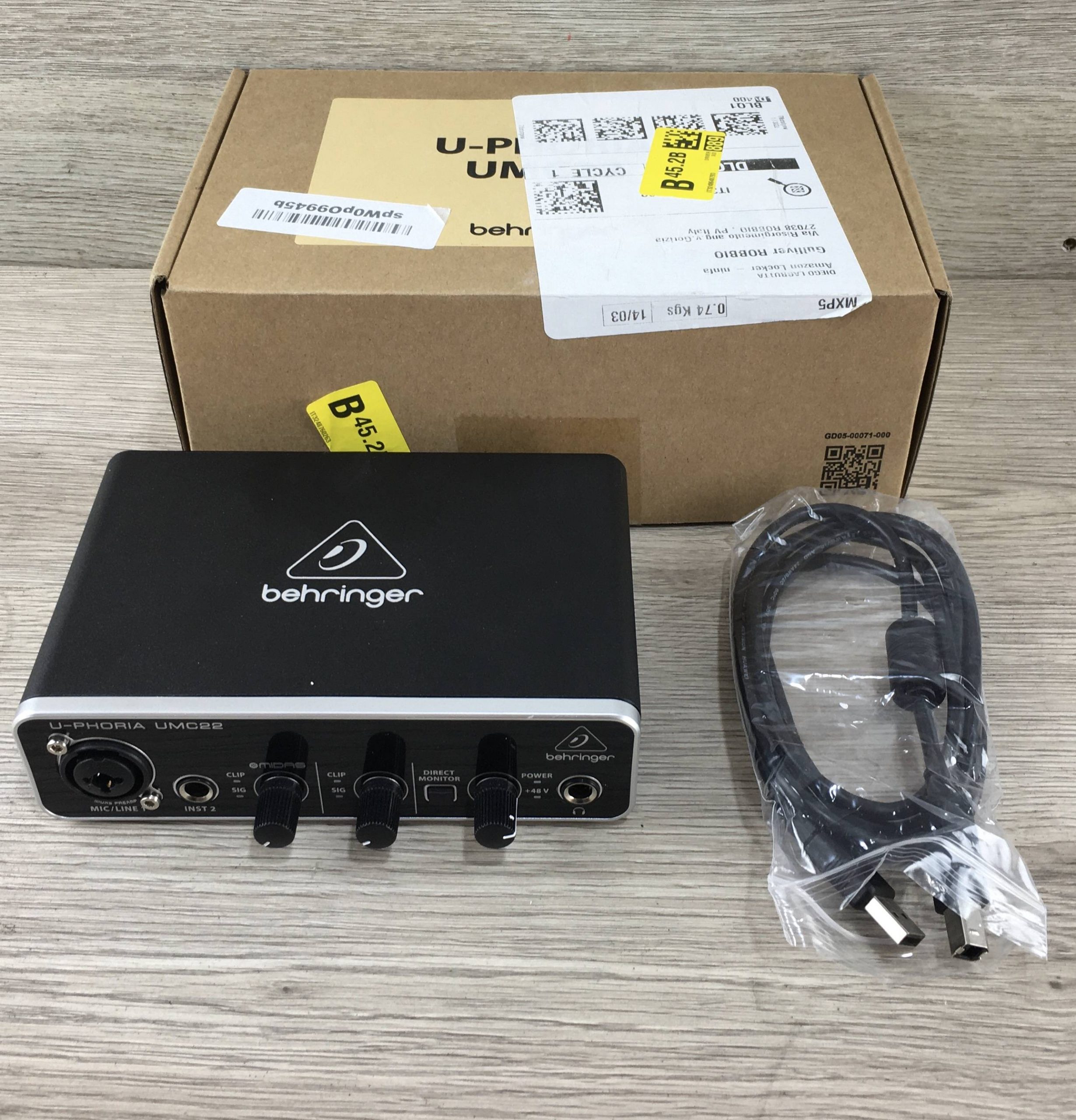 Behringer U-Phoria UMC 22