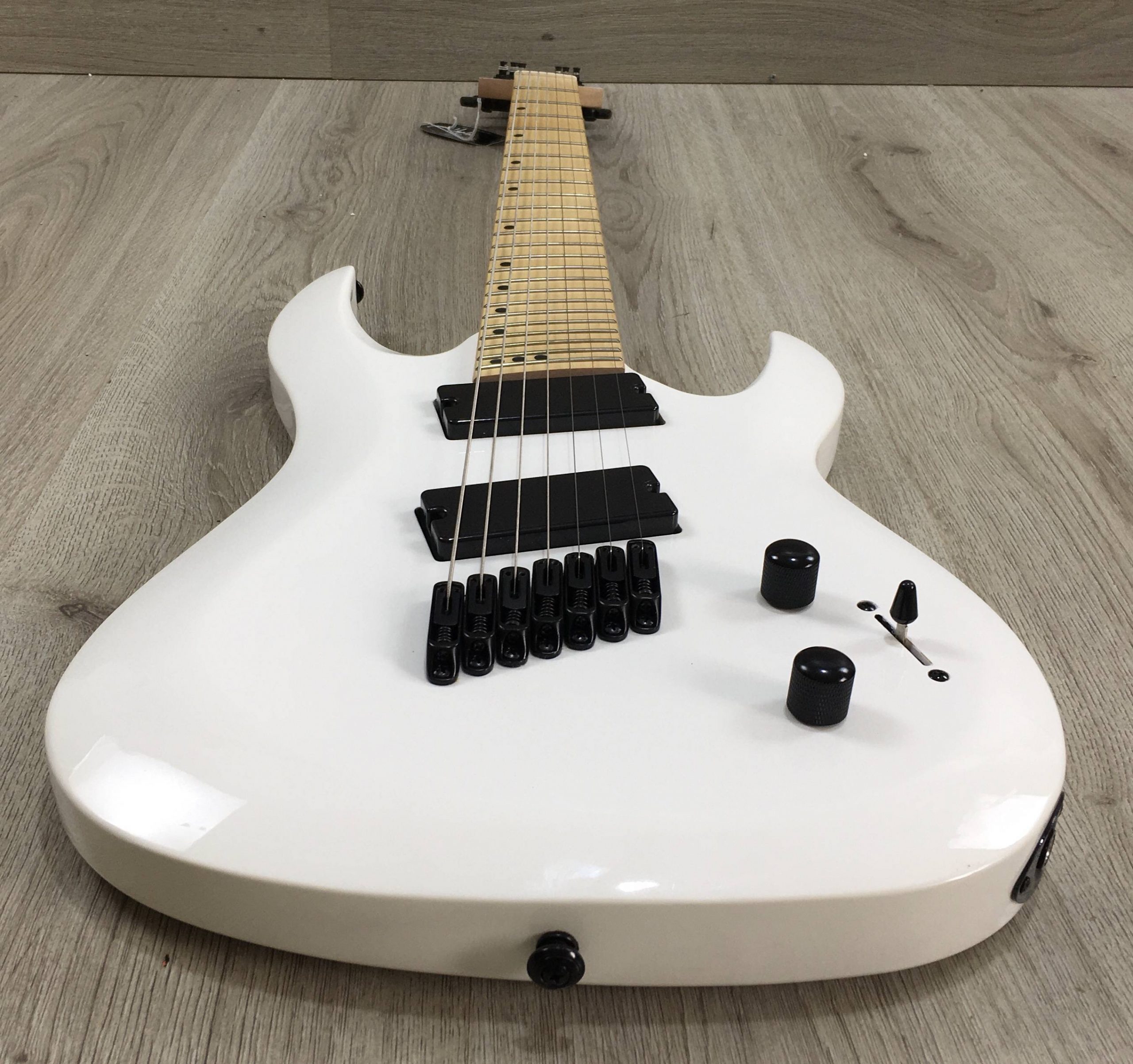 Harley Benton R-457MN WH Fanfret